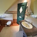Kapitaenshaus By Interhome